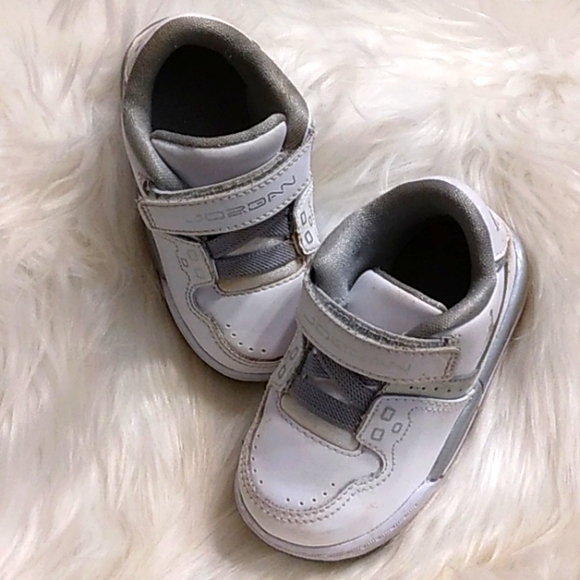 Rare Toddler NIKE JORDAN Flight 23 5c Girl/Boy Sneakers GUC - Picture 7 of 14